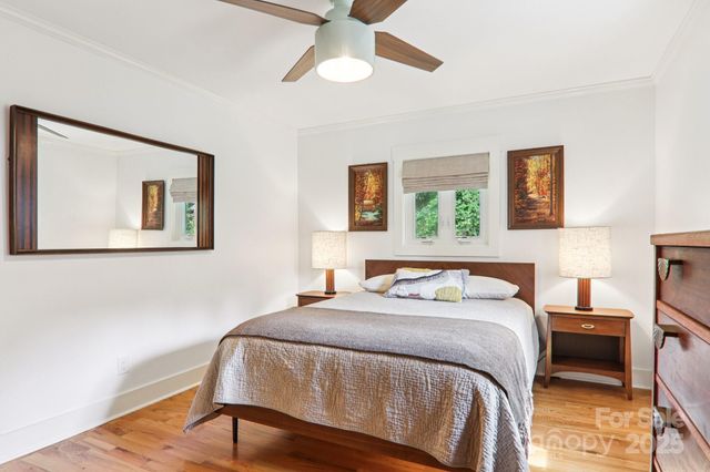 445 Chunns Cove Road A, Asheville, NC 28805