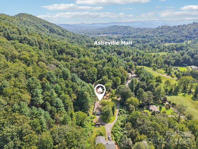 445 Chunns Cove Road A, Asheville, NC 28805