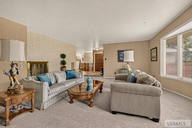 1900 Ross Avenue, Idaho Falls, ID 83406