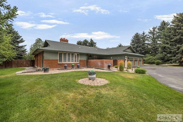 1900 Ross Avenue, Idaho Falls, ID 83406