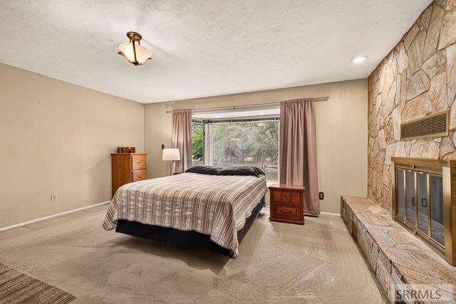 1900 Ross Avenue, Idaho Falls, ID 83406