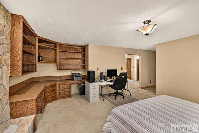 1900 Ross Avenue, Idaho Falls, ID 83406