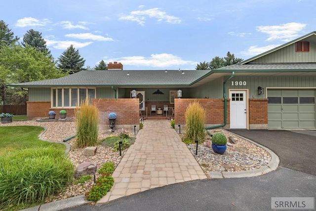 1900 Ross Avenue, Idaho Falls, ID 83406