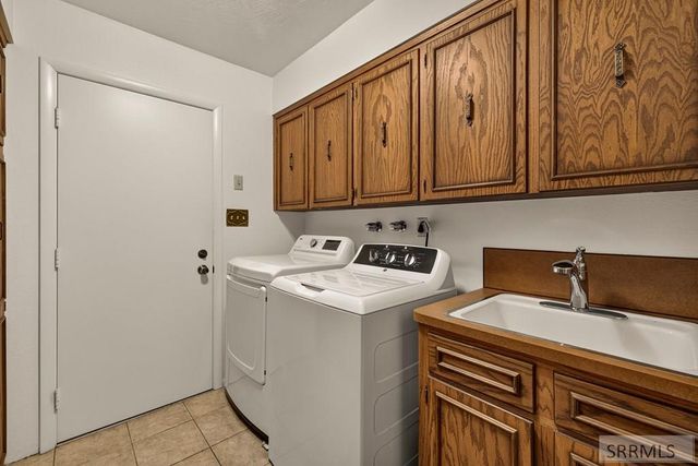 1900 Ross Avenue, Idaho Falls, ID 83406