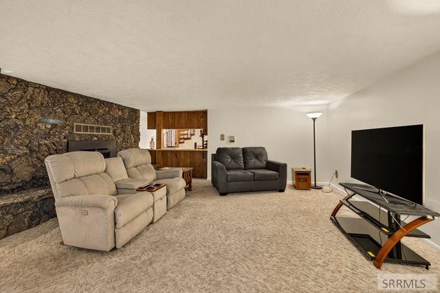 1900 Ross Avenue, Idaho Falls, ID 83406