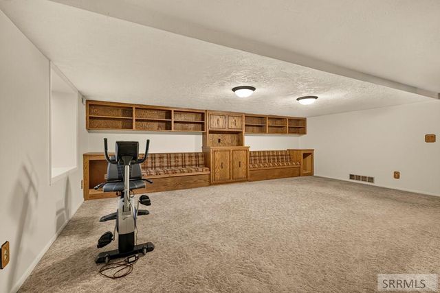 1900 Ross Avenue, Idaho Falls, ID 83406