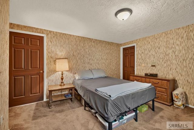 1900 Ross Avenue, Idaho Falls, ID 83406