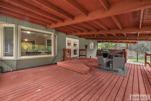 1900 Ross Avenue, Idaho Falls, ID 83406