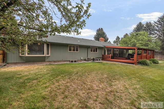 1900 Ross Avenue, Idaho Falls, ID 83406