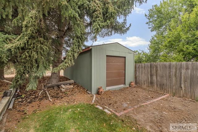 1900 Ross Avenue, Idaho Falls, ID 83406