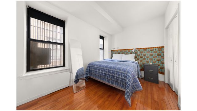 220 W 111th St Apt 1D, New York City, NY 10026