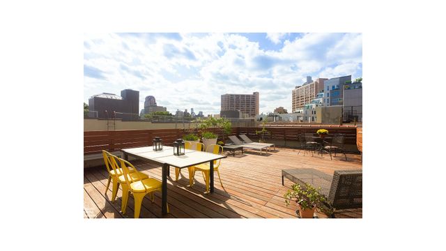 220 W 111th St Apt 1D, New York City, NY 10026