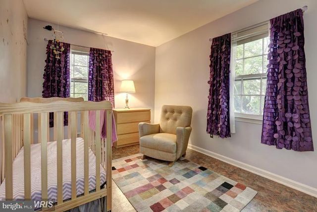 3898 UNIVERSITY DR, Fairfax, VA 22030