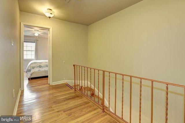 3898 UNIVERSITY DR, Fairfax, VA 22030