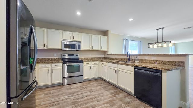 25673 W NORTHERN LIGHTS Way, Buckeye, AZ 85326