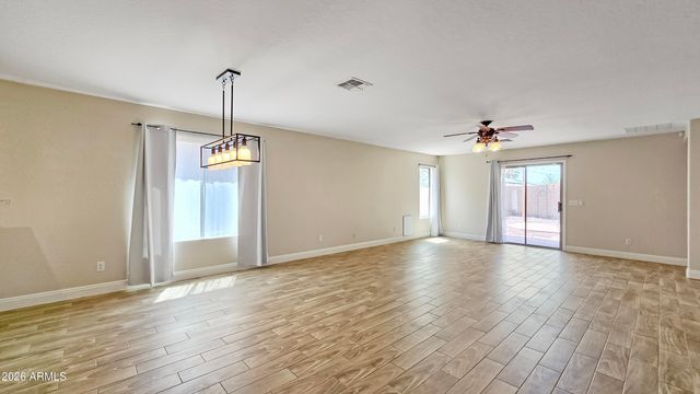 25673 W NORTHERN LIGHTS Way, Buckeye, AZ 85326