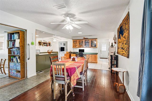 527 LAND O LAKES COURT, Deland, FL 32724