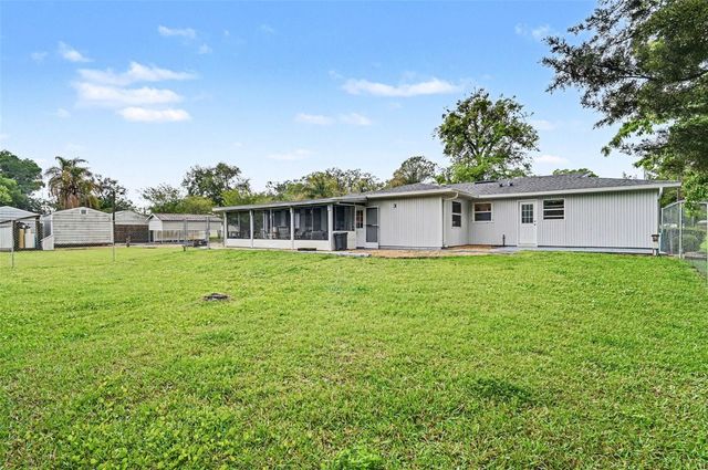 527 LAND O LAKES COURT, Deland, FL 32724