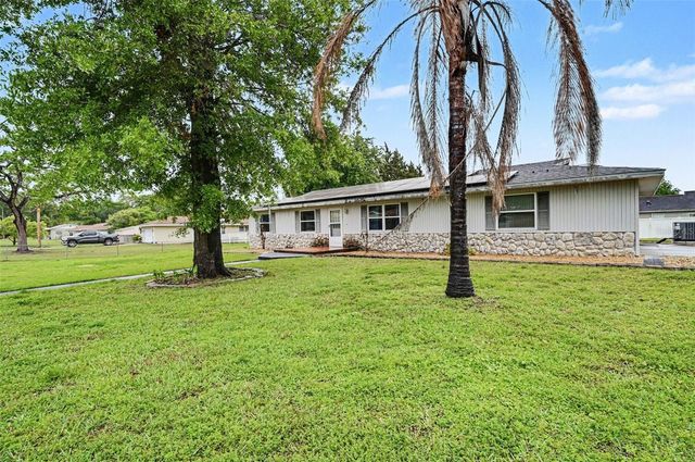 527 LAND O LAKES COURT, Deland, FL 32724