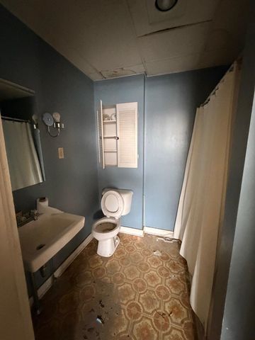 372 N Main Street, Barre City, VT 05641