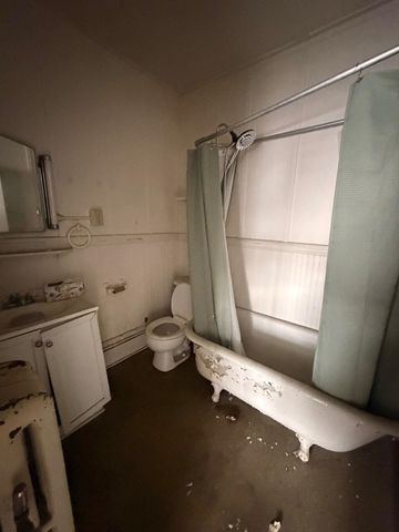 372 N Main Street, Barre City, VT 05641