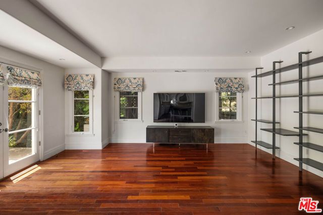 758 Almar Avenue, Los Angeles, CA 90272