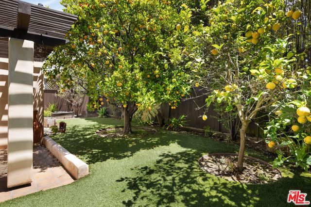 758 Almar Avenue, Los Angeles, CA 90272