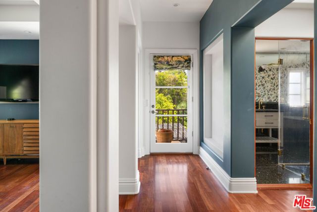 758 Almar Avenue, Los Angeles, CA 90272