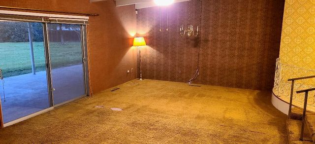 5877 E Dwight Way, Fresno, CA 93727