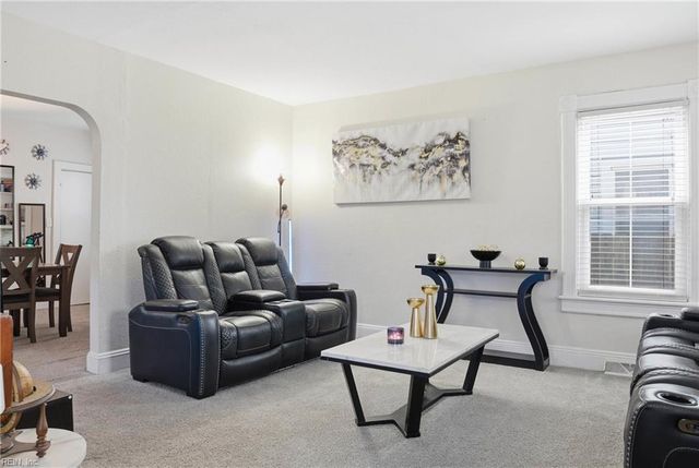 329 Elm AVE, Hampton, VA 23669