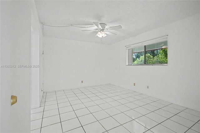 3501 Inverrary Dr 204, Lauderhill, FL 33319