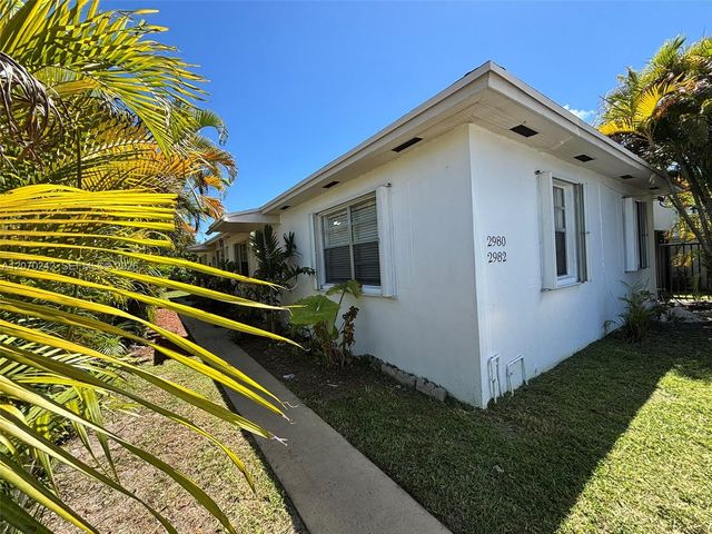 2980 SW 25th Street 1, Miami, FL 33133
