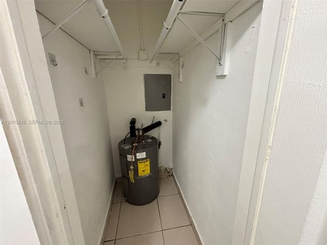 2980 SW 25th Street 1, Miami, FL 33133