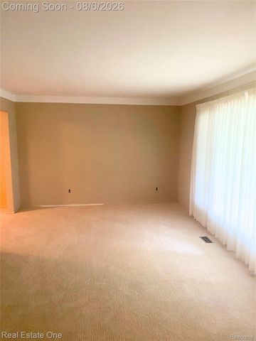 14147 Barbara Street, Livonia, MI 48154