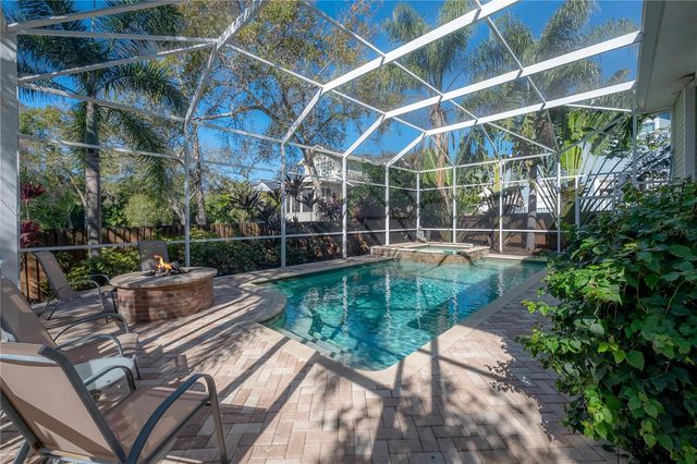 4603 S BARTLETT STREET, Tampa, FL 33611