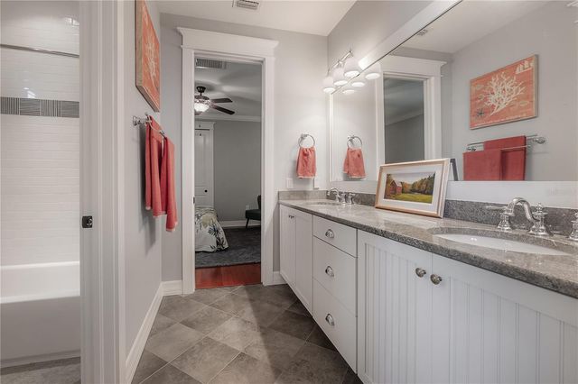 4603 S BARTLETT STREET, Tampa, FL 33611