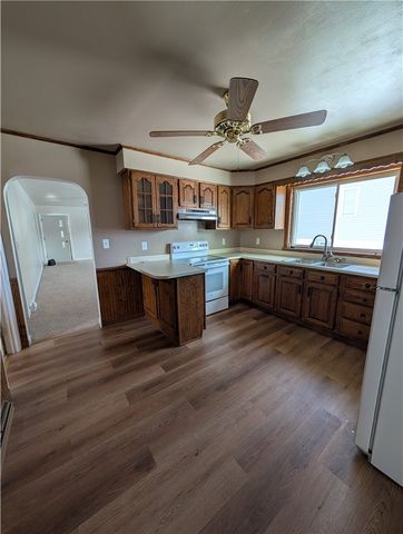 218 Central, Chicora Boro, PA 16025