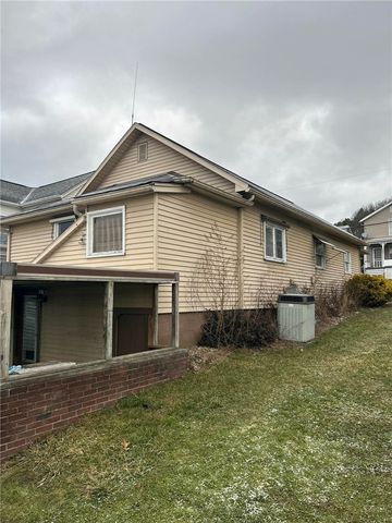 218 Central, Chicora Boro, PA 16025