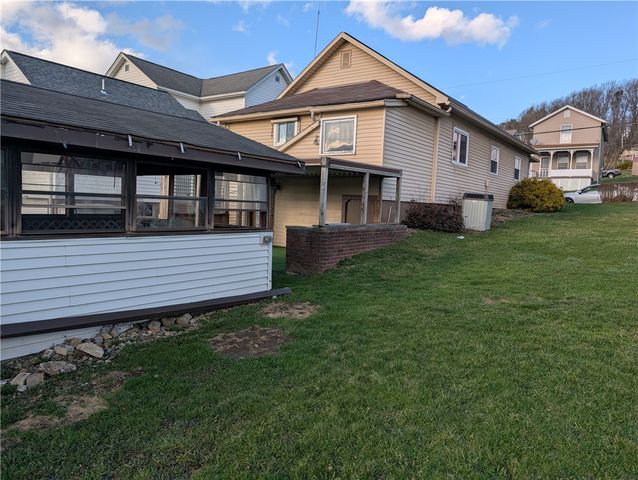 218 Central, Chicora Boro, PA 16025