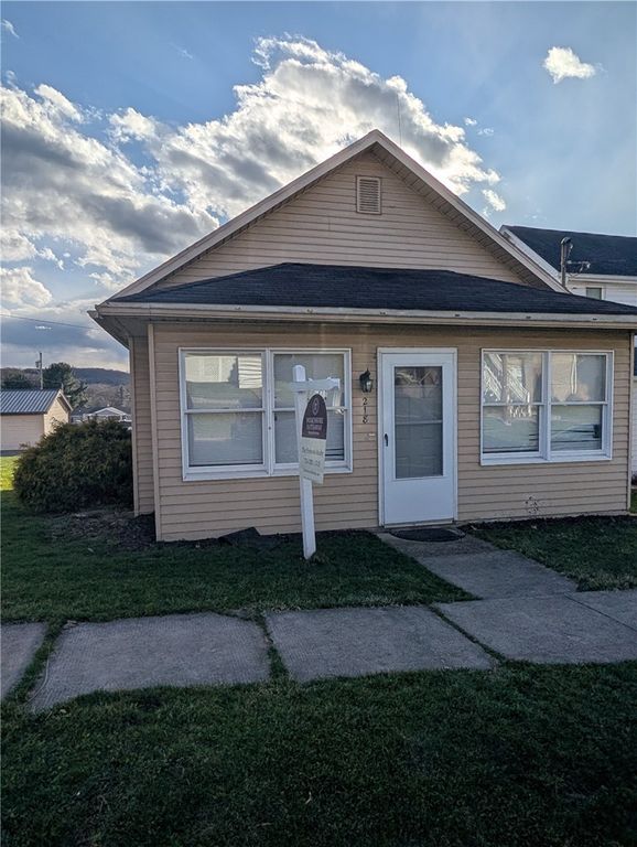 218 Central, Chicora Boro, PA 16025