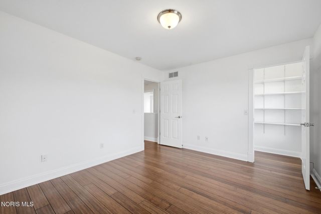 7135 Elli Harbour Lane, Maumee, OH 43537