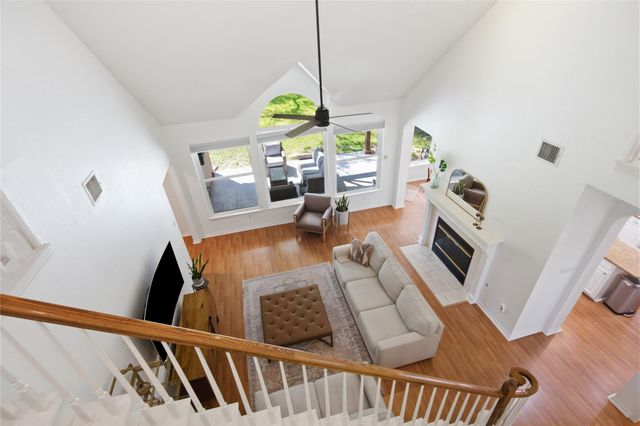 10502 WALPOLE LN, Austin, TX 78739