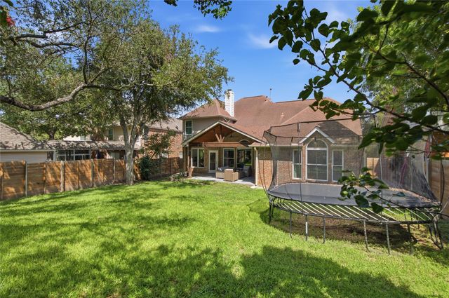 10502 WALPOLE LN, Austin, TX 78739
