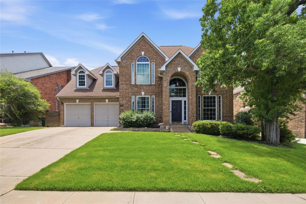 10502 WALPOLE LN, Austin, TX 78739