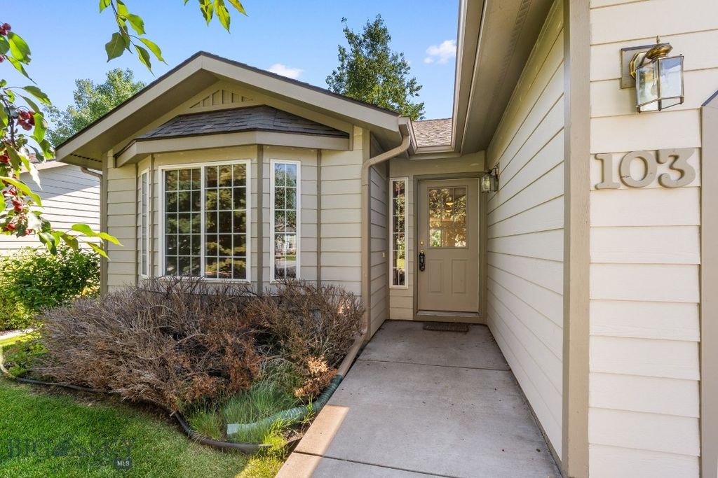 4040 Ravalli 103, Bozeman, MT 59718