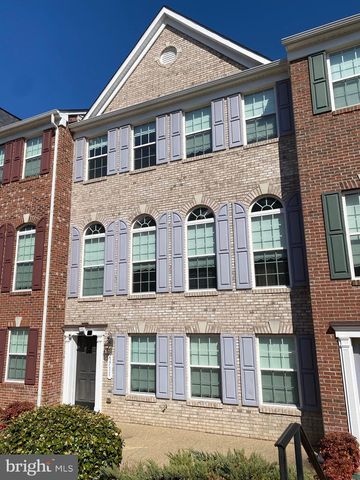3711 CHIPPENDALE CIR, Woodbridge, VA 22193
