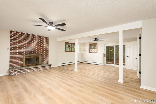 77 Evergreen Avenue, Hamden, CT 06518