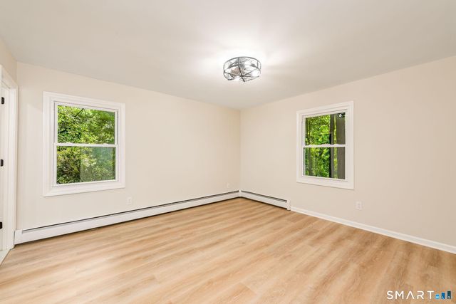 77 Evergreen Avenue, Hamden, CT 06518