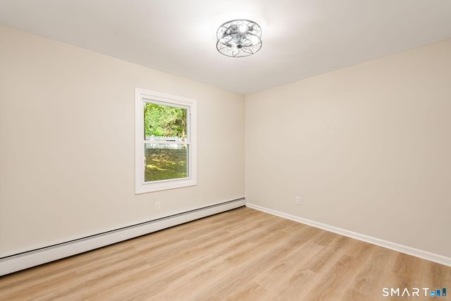 77 Evergreen Avenue, Hamden, CT 06518