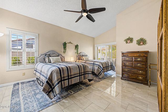 4050 W CHARLOTTE Drive, Glendale, AZ 85310